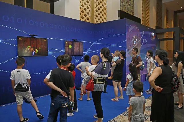 蓝莓直播，引领新时代的互动娱乐盛宴探索与体验记实录