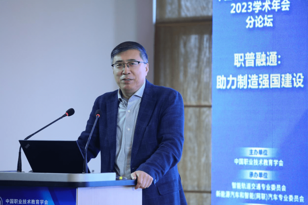 348铁算盘与资料管家婆，现代办公的双重神器之探索与实践应用分析报告书稿3438鉄算盘资料王中王743
