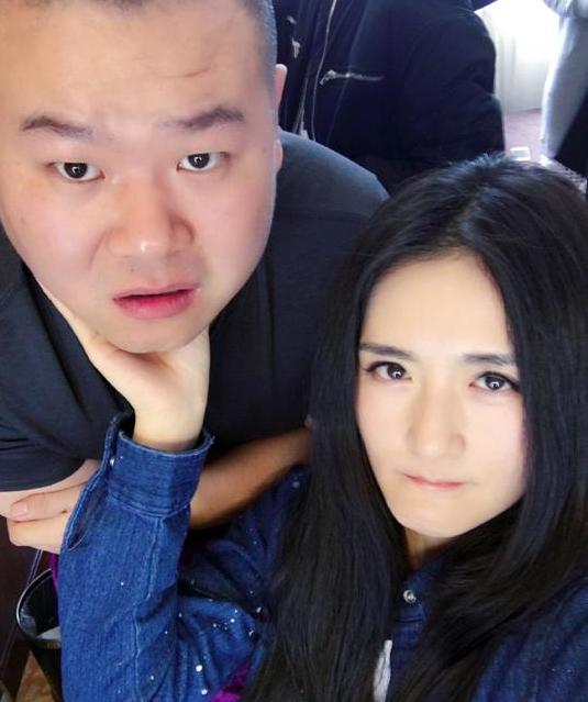 岳云鹏的秋裤门风波，笑料背后的故事与反思岳云鹏裤子