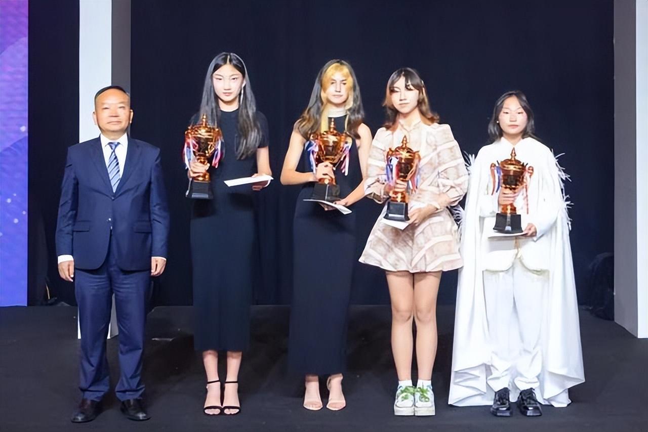 澳门开奖历史记录，20XX年回顾与查询指南2023澳门开奖历史记录结果查询10月26号